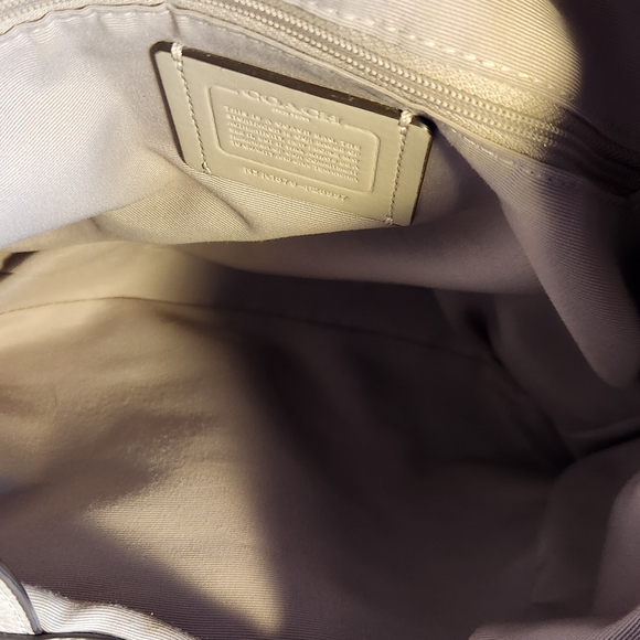 Coach Women's Lexy Taupe Leather Shoulder Bag. EUC - Picture 11 of 15